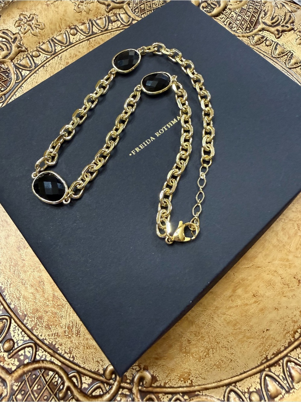 Freida Rothman “vault”-Brass base, gold tone necklace with black faceted stones - Picture 2 of 2